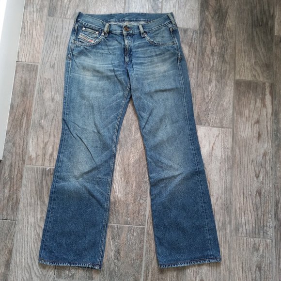 Vintage Diesel Industry Boot Cut Mid Rise Jeans Made in Italy - Picture 2 of 16